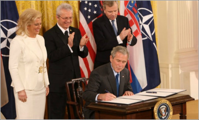2 Kolinda Grabar Kitarovic and President Bush1