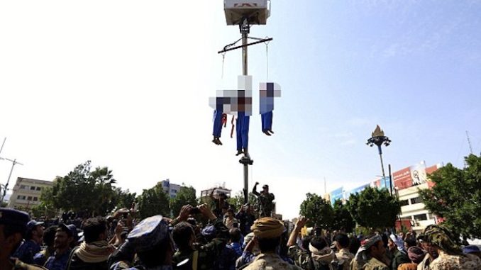 pedophiles hanging crane yemen 678x381 1